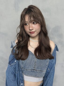 ユーフォリア 渋谷グランデ(Euphoria SHIBUYA GRANDE) 海外風ウェーブヘア ハニーブラウン