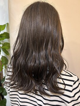 ル コワン ククー(Le coin coucou) オリーブブラウン