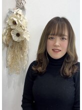 シア(sia) 大友 麻衣