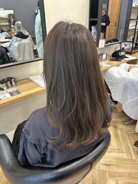 アルター(aL ter) グレージュカラー/暗めカラー/グランマッシュ/鎌取/市川いづみ