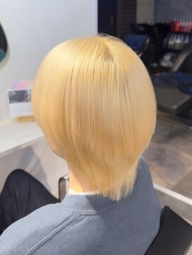 ラビスモア(Lovis moa) 上尾/ダブルカラー/ブリーチ無し/白髪ぼかし/韓国