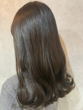 シアン(CYAN) #20代#ダブルカラー#オリーブベージュ#透け感