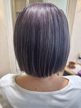 マイノリティー(Minority Produced By TOPHAIR) 白髪ぼかしブリーチ シルバーアメジスト