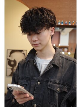 エディ(Edy) メンズマッシュ波巻きスパイラルパーマケアパーマ眉毛カット岡山