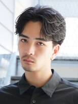 バイフィフス 原宿/表参道(by fifth)&nbsp;緩め波巻きスパイラルパーマシャドウパーマメンズセンターパート