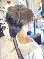 ネリ(NERi)&nbsp;扱いやすさ◎まとまり美シルエットショートボブ