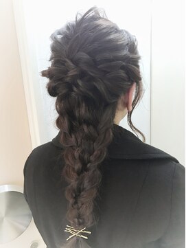 ディー(dee) dee 波巻き×エビアレンジ