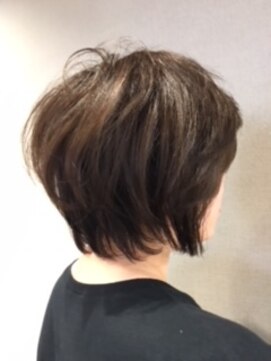リリ(Liri material care salon by JAPAN) ふんわりカット