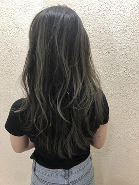 エイト 福岡天神店(EIGHT fukuoka) 【EIGHT福岡】nabe_long_バレイヤージュハイシルバーアッシュ