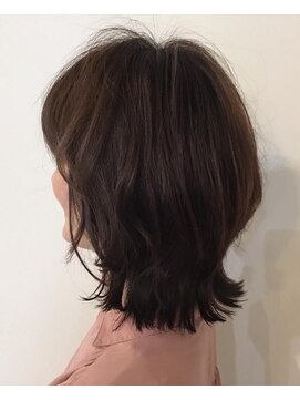 アウグリム(Awgrym.) 美くびれセミディ