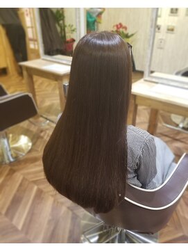 ホリデイズ(Holidays) ツヤツヤナチュラル