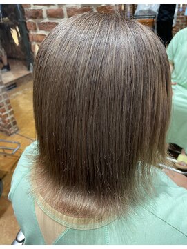 チップタップ 町田店(tip top) アッシュベージュ × 白髪ぼかしハイライト