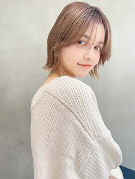 テイラー(Taylor) 【Taylor】大宮 シアーベージュ×ショートボブ