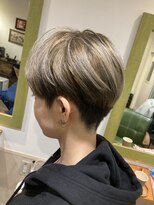 ポンテ(PONTE) ハンサムベージュショート