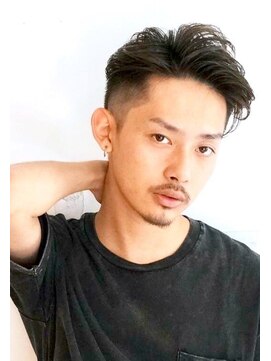 メリケンバーバーショップ トーキョー(MERICAN BARBERSHOP TYO) アップバングオールバックスキンフェードツーブロックマッシュ