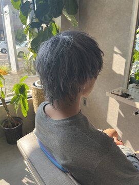 ムード カナザワ(mood kanazawa) 透明感ダークシルバーグレーアッシュ　束感マッシュウルフ