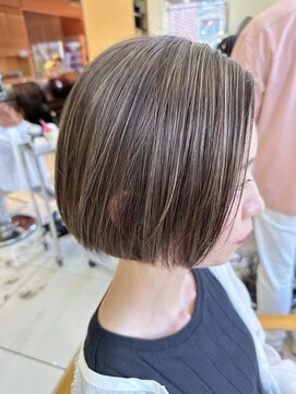 キサ ファータ 恵比寿(kisa fata) 大人ボブ_ショート_40代50代60代ハイライト白髪ぼかし髪質改善