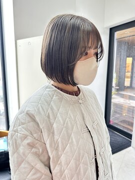 マザー(MOTHER) 切りっぱなしボブ ダブルカラーグレージュ