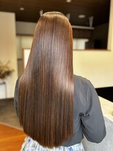 永久持続！クセを伸ばす髪質改善　縮毛矯正×髪質改善　の特徴１
