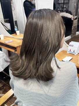 クオーレ(CUORE) オリーブベージュ