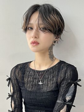 ヴェイン 渋谷(vain) ハンサムショート　アッシュブラック