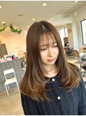 人気☆ザクザクストレートロングレイヤースタイル／藤本