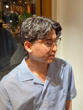 エイゾー(EIZO) 自然体でキマる大人の【ニュアンスパーマ】