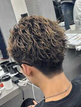 オーバルバイアピッシュ(OVARL by apish) スパイキーショート/メンズショートパーマ/ブリーチパーマ