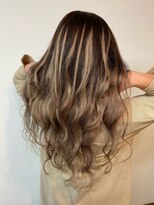 ガルボ ヘアー(garbo hair)&nbsp;艶髪　バレイヤージュ　プルエクステ