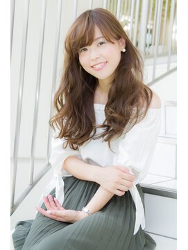 ヘアアンドエステ ヒロイン 西麻布本店(Hair&Esthe HIROIN) 『HIROIN』大人かわいいフェミニンロング『山村雄貴』