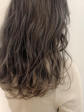 ネオリーブ チロル 横浜西口店(Neolive CiroL.) くせ毛風ゆるふわパーマ