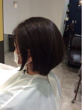 スリービープラス(3beplus) クセを活かしたショートボブ♪