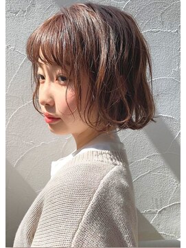 ゼンコー キチジョウジ シェール(ZENKO KICHIJOJI chere) \カールボブ/ゆるふわカール×ヘーゼルベージュ