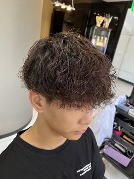 アイズ 海老名(AIZU) 波巻きツイストスパイラルパーマ ソフトツイスト メンズパーマ