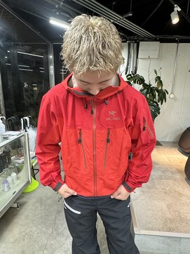 タス(TAS) スパイキーホワイトベージュ