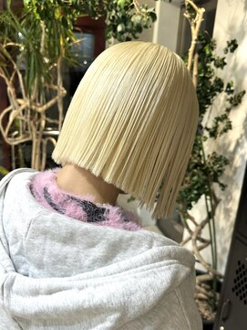 ヲタク(wotaku.) ホワイトブロンドハイトーンリタッチケアブリーチ抜きっぱなし