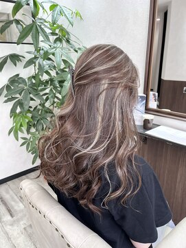 ベルヘアーデザイン 堺東(Belle hair Design) コントラストハイライト/外国人風/ハイライト/レイヤーカット
