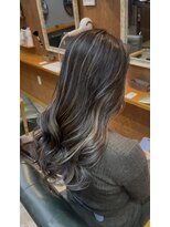 ヘアーサロン アトリエ(Hair salon ATORIE)&nbsp;ロングレイヤーハイライトカラー