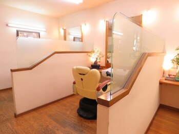 フジモト(FUJIMOTO)の写真/【半個室】レディース、メンズ共に大人髪に特化◎長く通えるサロンをお探しの方にもオススメ◎