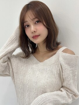 アイユー(ii+U) 大人ボブ くびれボブ レイヤー 外ハネボブ ミディアムボブ