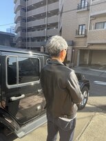 ヘアーズアトゥー(hairs a.t.u) グレイパーマ