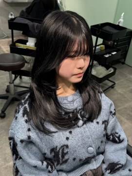 ジーニー 千葉(GENiE) 韓国レイヤーカット/顔周り/ダークグレージュ/古荘竜生