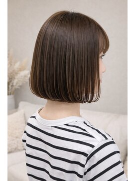 ビーワールド(B WORLD) コンパクトミニボブ艶カラー20代30代40代藤枝静岡