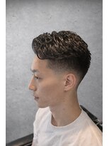 ワンワンオー バーバーショップ 長浜店(@110 BARBER SHOP) 色彩際立つスキンフェード×ワイルドパーマ