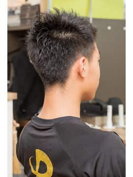 ヘアージャンティ(HAIR GENTIL) メンズ ベリーショート 【 ソフトモヒカン × 刈り上げ 】