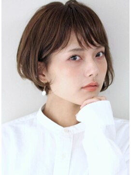 サーカス バイ ビュートリアム 青山(CIRCUS by BEAUTRIUM) ふんわり　ボリューム　骨格美　小顔　ショートボブ