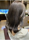グレーカラー/グレージュカラー×外ハネ