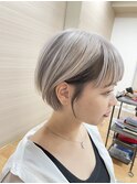 ショートボブ