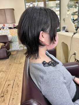 スミ(sumi) ウルフカット/長崎ウルフカット/ウルフヘア/20代30代40代◎岩田