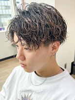 グッドタイムエフティフィフス 横浜西口(GoodTimes ft.fifth)&nbsp;スパイラルパーマセンターパートツイストパーマメンズパーマ横浜